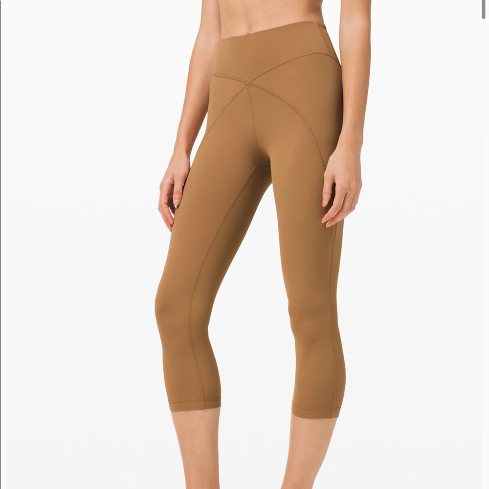 LULU LEMON GET CENTERED CROP SADDLE BROWN